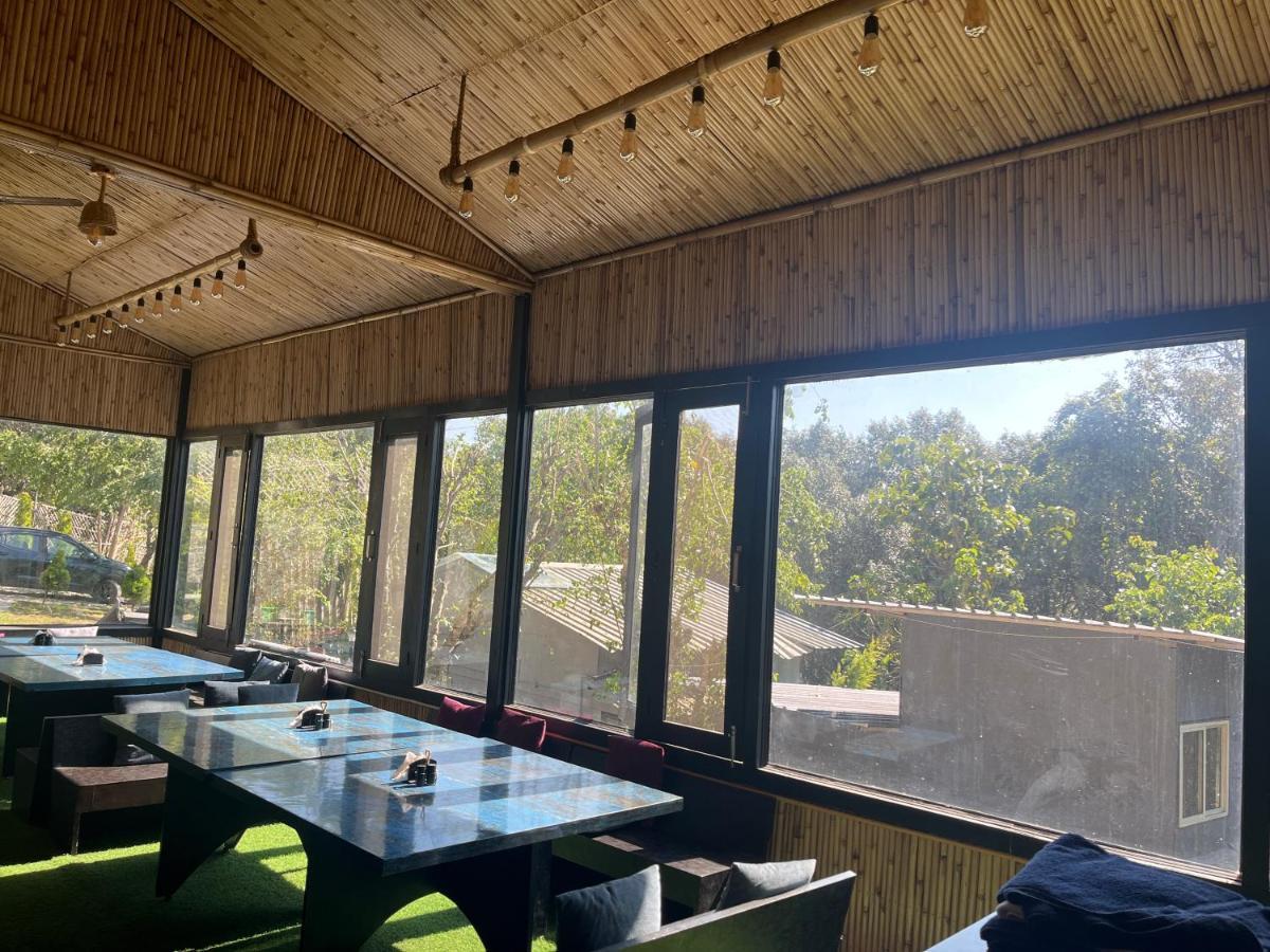 Arayam Bhimtal Hotel Bhowali Bagian luar foto